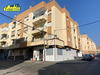 Appartement  Calle agua amarga 2. Amplia vivienda en el barrrio de el quemadero