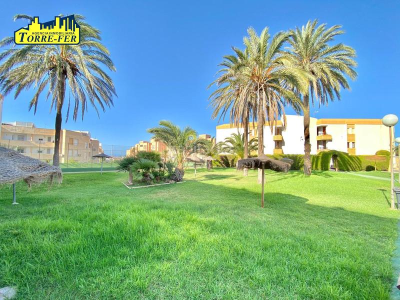 Foto ec0a8c20-7a0b-4215-bce5-e1efd0ec4d27. Appartement avec piscine dans Retamar Almería