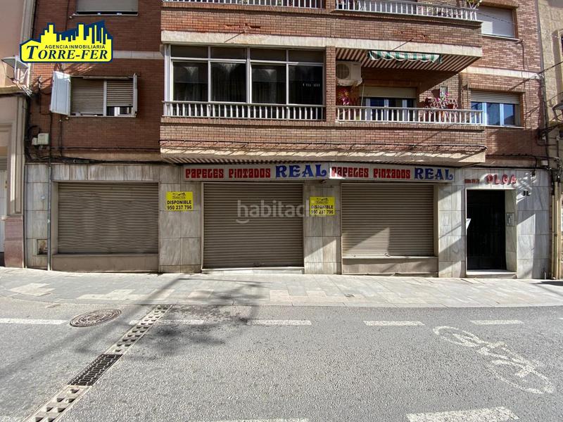Foto e2a1903a-71d4-47bb-b31e-9f7fd3354775. Alquiler local comercial en calle real 11 local comercial en calle real en Almería