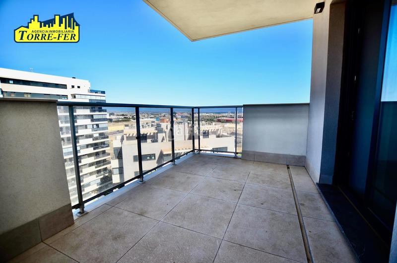 Foto 3afdce66-882d-4f3e-a600-09b7c4383092. Piso en camino de las piedras 41 un hogar con vistas de ensueño en Almería