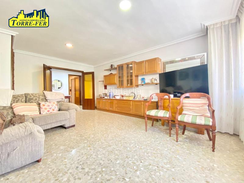 Foto 4afac0a1-b70a-4478-bd83-74b7615b7b34. Flat in calle san anton 5 in Centro Almería