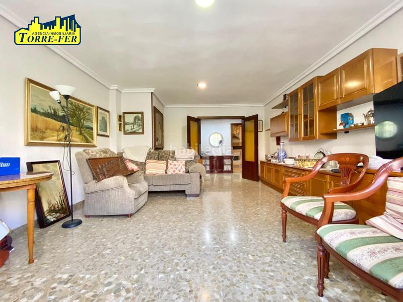 Foto 844455f1-c17b-4179-8e1f-f9e622d6774a. Flat in calle san anton 5 in Centro Almería