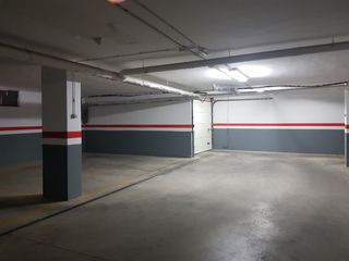 Location Parking voiture  Calle josé luis perales