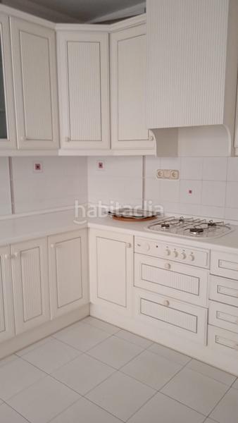 Foto a7cd3b10-c70d-4cfd-8a98-0465ffcdcfa0. Location appartement avec chauffage parking dans Centro Almería