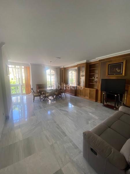 Foto b43ec5a1-cee6-4b7d-ba78-b40748228944. Location appartement avec chauffage parking dans Centro Almería
