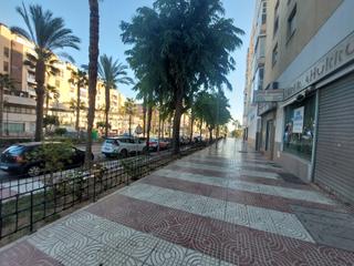 Alquiler Piso  Carretera de alicun. Bonito piso, muy amplio, con tres dormitorios con armarios empot