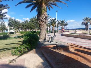 Affitto Appartamento in El Puerto - La Romanilla. Se alquila piso en roquetas de mar.bellavista a 100m de la playa