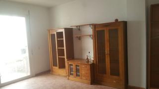 Location Appartement  Calle jardiel poncela. Piso en el parador. roquetas de mar. tiene tres dormitorios. un