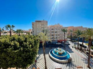 Location Appartement à Paseo los baños 9. Piso en av de los baños. muy bien amuuado,