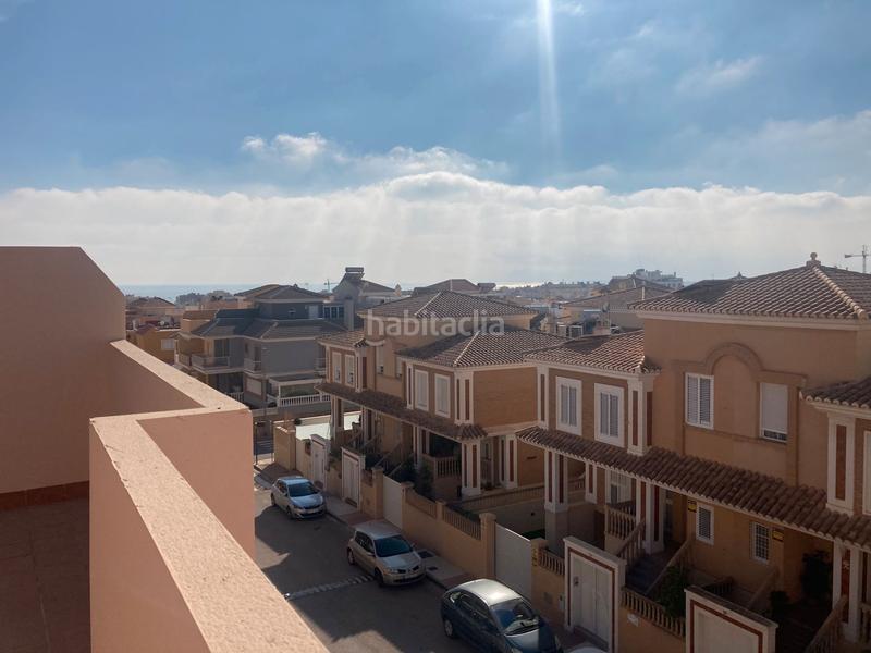 Foto 777d68b0-3b33-4e2f-9f45-9fad9969b1bb. Casa adosada en Aguadulce Sur Roquetas de Mar