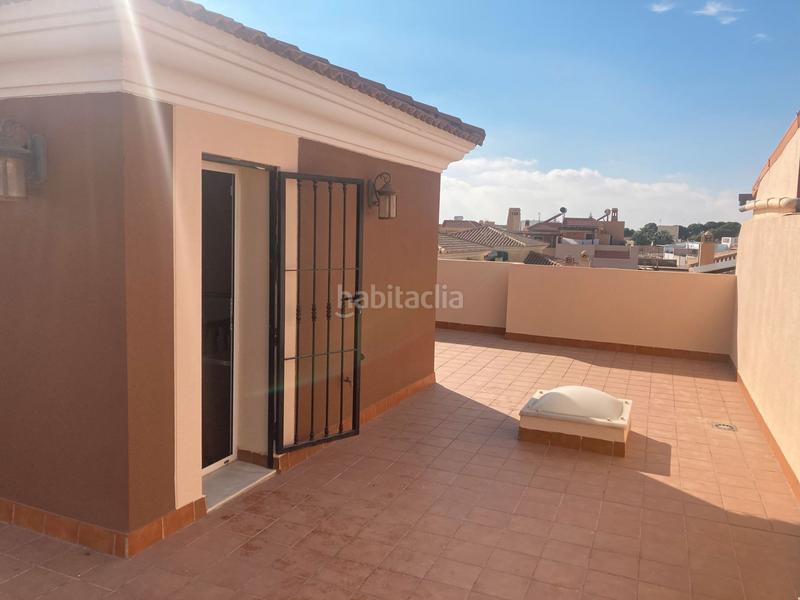 Foto fc4ac98e-be13-4a25-b67f-01592339dc4e. Casa adosada en Aguadulce Sur Roquetas de Mar