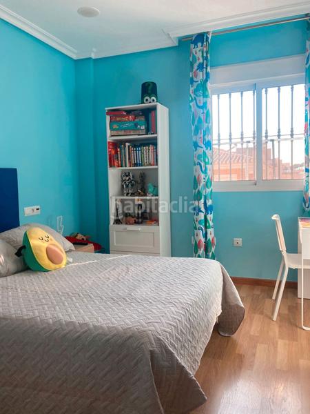 Foto 1962e02d-dc5e-41a8-851e-f59d778512e9. Casa adossada a Aguadulce Sur Roquetas de Mar