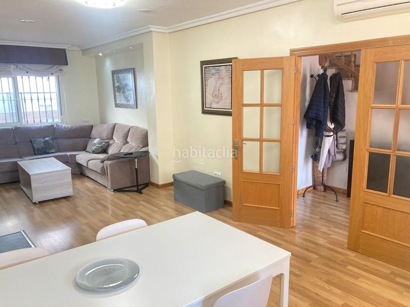 Foto ace01db3-5a68-4191-985f-04cb29e28bf3. Casa adossada a Aguadulce Sur Roquetas de Mar