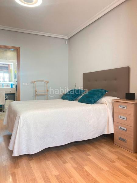 Foto cb40f0ce-c867-403f-8e58-f6a767f460b6. Casa adossada a Aguadulce Sur Roquetas de Mar