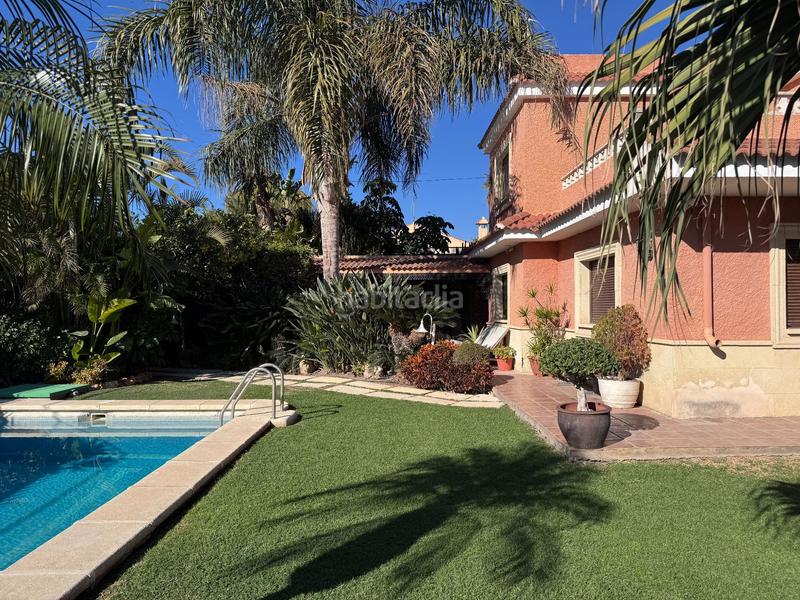 Foto e27714d7-93cf-4748-b70f-23d2eecd968e. Maison avec piscine dans Aguadulce Sur Roquetas de Mar