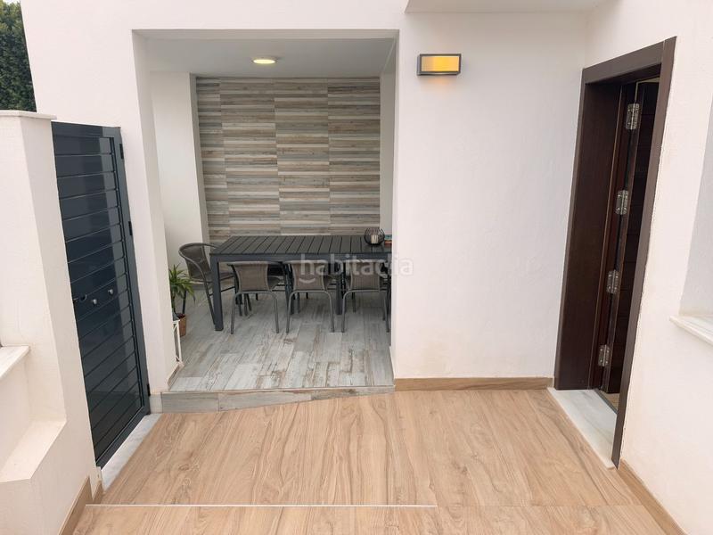 Foto 52a0c341-c3a6-40e5-908f-5e2c393c243f. Maison jumelée dans Roquetas pueblo Roquetas de Mar