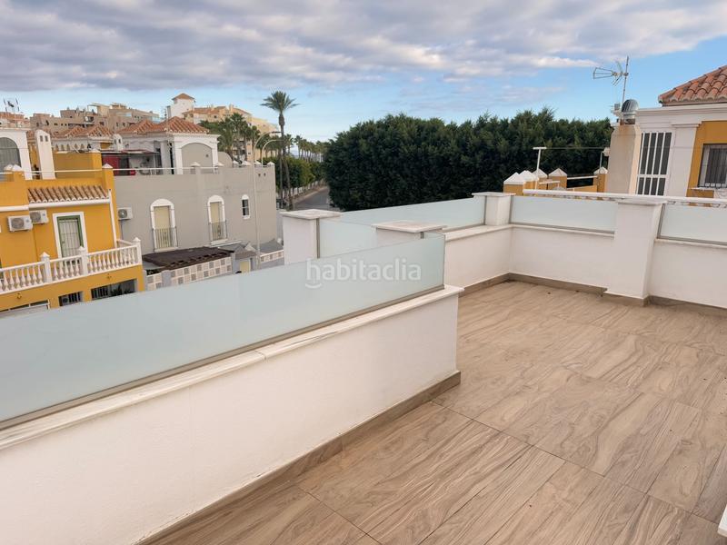 Foto cdd539eb-ed3e-41ed-bee6-4664e2b15155. Maison jumelée dans Roquetas pueblo Roquetas de Mar