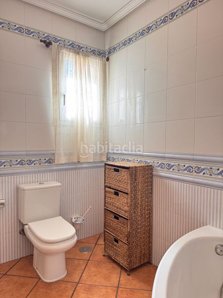 Foto 42933b42-3379-408a-89e0-adb6f2b99c66. Maison jumelée avec parking dans Aguadulce Norte Roquetas de Mar