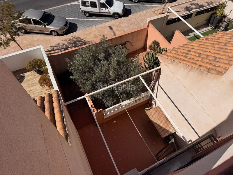 Foto 84bc8f9a-0747-4545-8a5b-86409fb43442. Maison jumelée avec parking dans Aguadulce Norte Roquetas de Mar