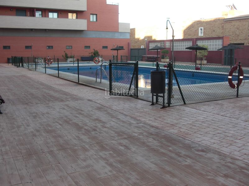 Foto 03f444f0-5d1f-4451-aaa0-69bb48dc9cee. Pis amb piscina a Aguadulce Sur Roquetas de Mar