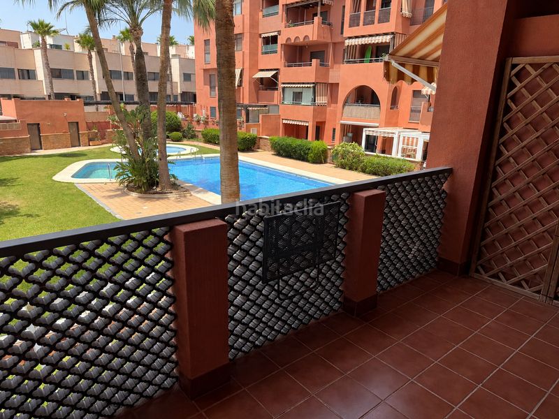 Foto 32ed3727-c04e-4ff2-8356-d314f0b150bc. Apartament amb piscina a Aguadulce Sur Roquetas de Mar
