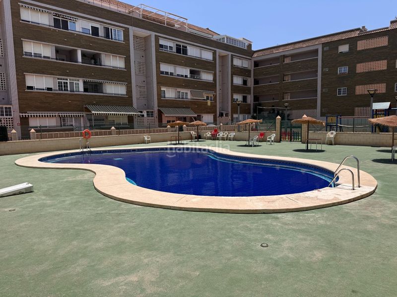 Foto 47375f24-4782-467e-83b4-dcb7e70da541. Pis amb piscina a Las Salinas Roquetas de Mar
