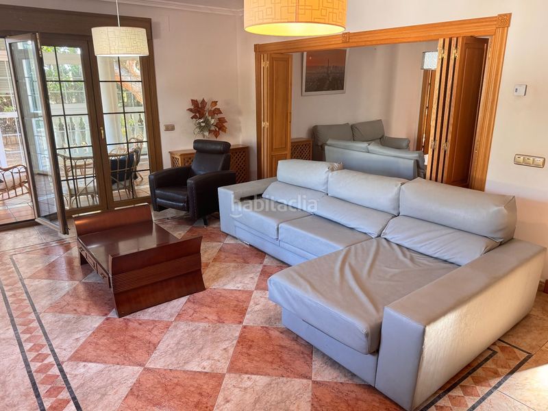 Foto 1b9fc488-b8f4-41d3-9428-f2ce533d6e22. Casa amb calefacció aparcament piscina a El Puerto Roquetas de Mar