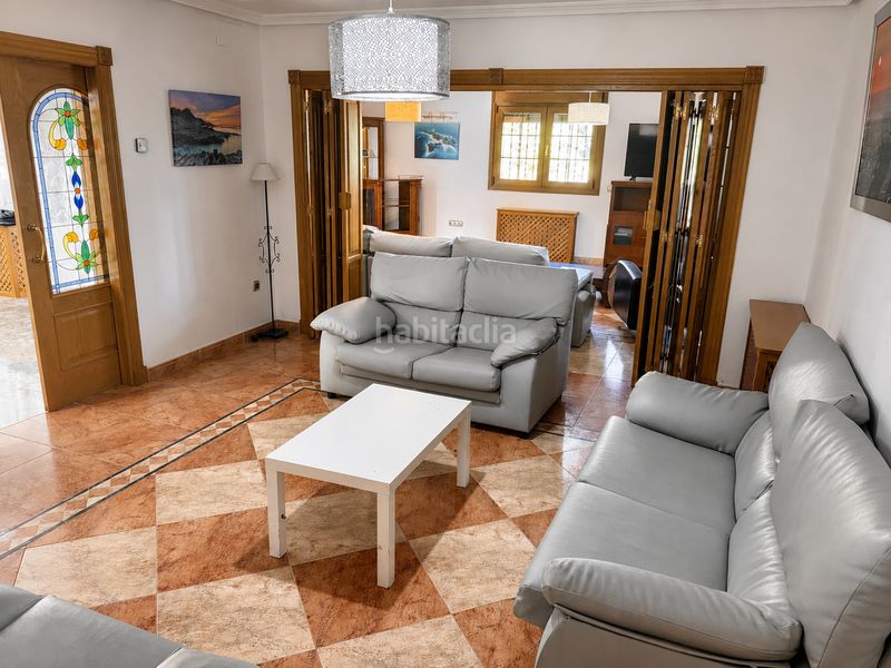 Foto 4d9254d3-b610-42d1-9c1a-9e8e73e2f68f. Casa amb calefacció aparcament piscina a El Puerto Roquetas de Mar