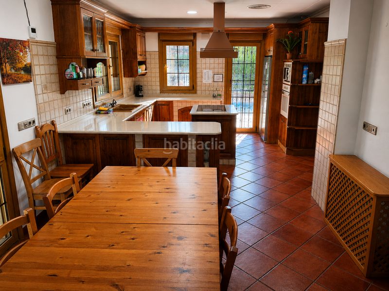 Foto a530f5b9-9e14-4ebd-898c-eafe04efddda. Casa amb calefacció aparcament piscina a El Puerto Roquetas de Mar
