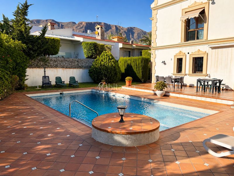 Foto cc3cde3c-c12c-43f7-865d-ff329384aafb. Casa amb calefacció aparcament piscina a El Puerto Roquetas de Mar