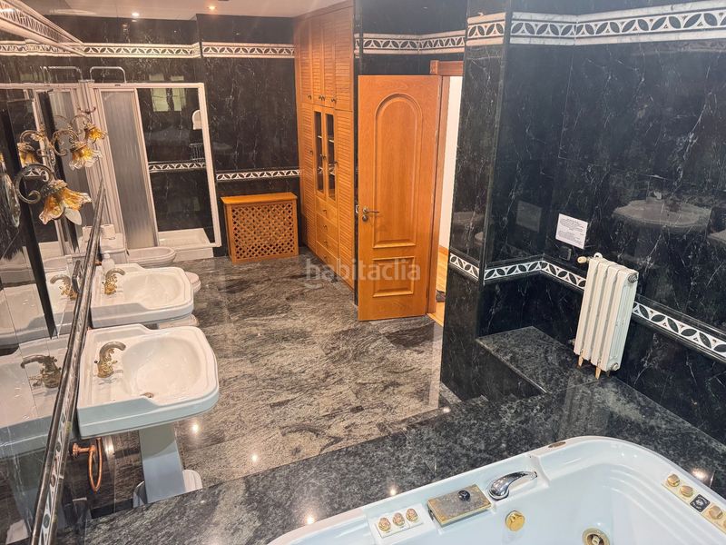 Foto f9f1e65c-b223-4f96-a7f1-10791f7b6b43. Casa amb calefacció aparcament piscina a El Puerto Roquetas de Mar