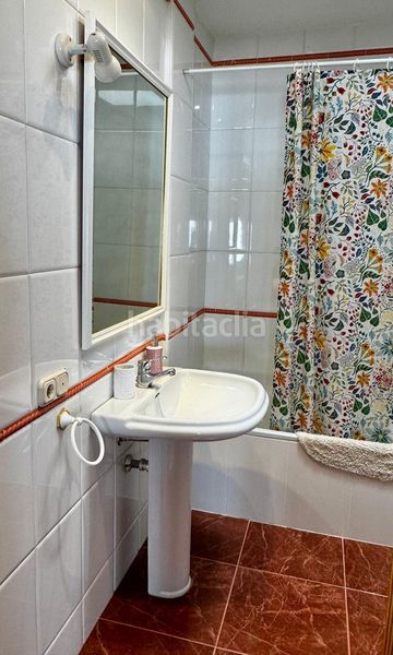 Foto 07edf00c-4d25-4fd3-8274-7b80ac42fe85. Casa adossada amb aparcament piscina a Aguadulce Sur Roquetas de Mar