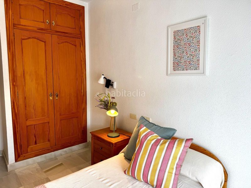 Foto 560996cc-ae0d-4dbb-8597-f537f3a4ffd0. Casa adossada amb aparcament piscina a Aguadulce Sur Roquetas de Mar
