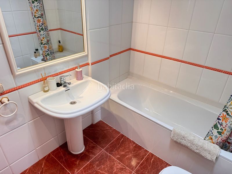 Foto 5bd683d8-c27a-4d11-b1b2-4fcf14c1184a. Casa adossada amb aparcament piscina a Aguadulce Sur Roquetas de Mar
