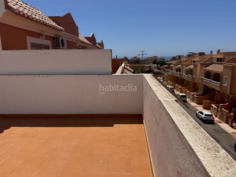 Foto 79ca9f3f-4d63-482c-9650-11f9a1f81fa0. Casa adossada amb aparcament piscina a Aguadulce Sur Roquetas de Mar