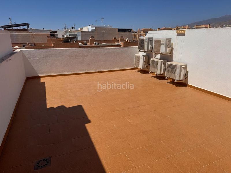 Foto b692bf03-c0ac-4654-a7bf-9129d1d14b81. Casa adossada amb aparcament piscina a Aguadulce Sur Roquetas de Mar