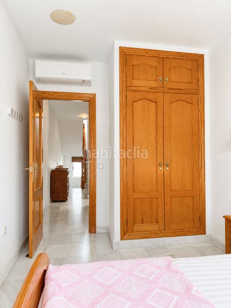 Foto e8e0b4c3-d2dc-493b-b063-913c008a4b8f. Casa adossada amb aparcament piscina a Aguadulce Sur Roquetas de Mar