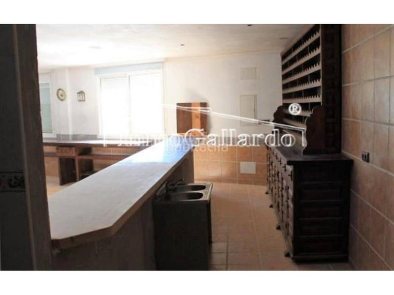 Foto 270938d1-bf95-45b8-928e-87b692c156aa. Locale commerciale in Totalán