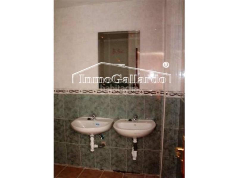 Foto 5461e5f8-d708-42c1-8271-3959700fa8c9. Locale commerciale in Totalán