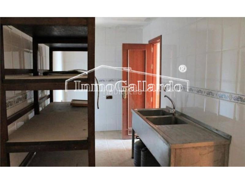 Foto 6585aba5-d813-4fcb-badb-85b9fc583eaf. Locale commerciale in Totalán