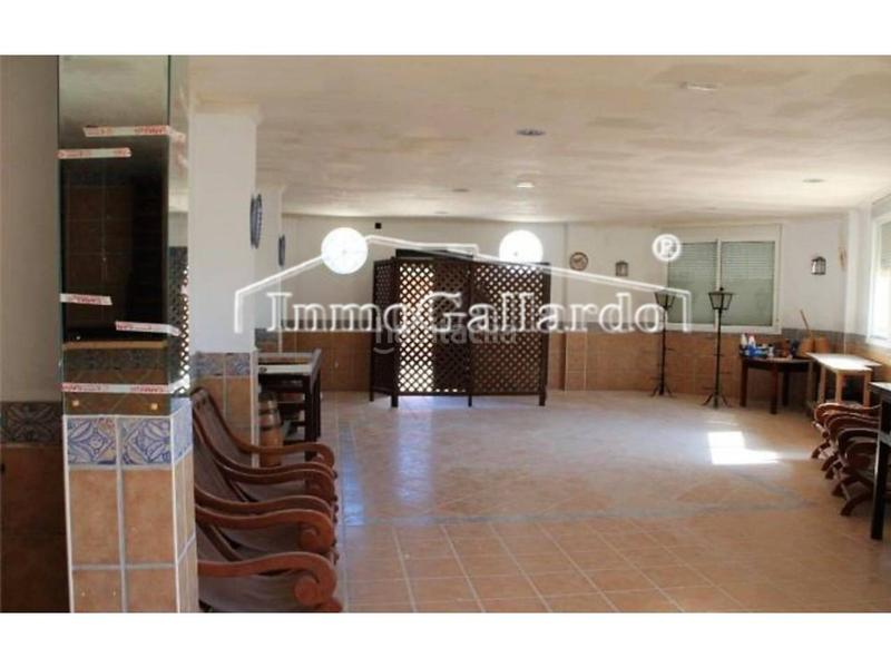 Foto 72336e7f-4820-45f3-be6b-546c6445e4ec. Locale commerciale in Totalán