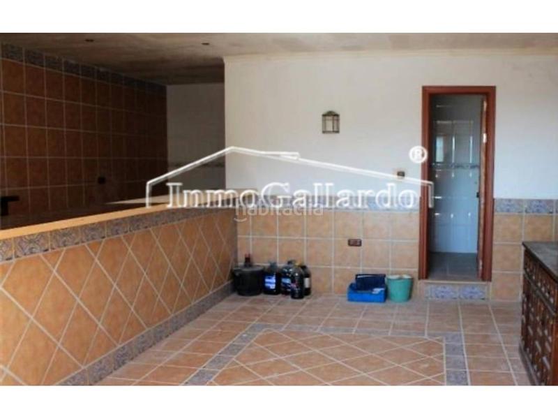 Foto e9830347-b129-444e-975c-fe9d8aeb4c9a. Locale commerciale in Totalán