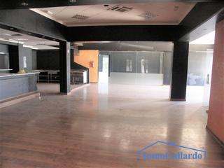 Local commercial à Paseo Marítimo de Levante. Ideal para negocio en torre del mar