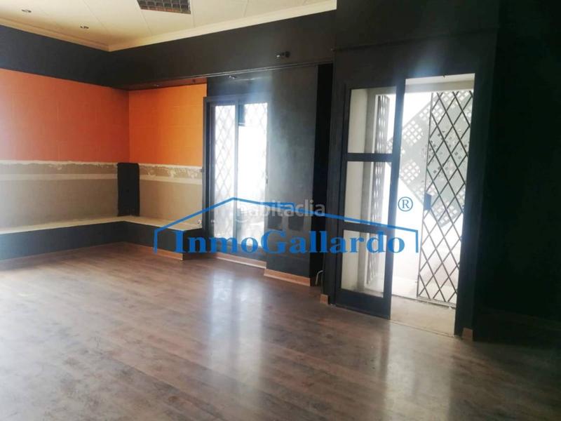 Foto 9a44a658-1c3c-49ff-9e2e-719fc17967b7. Affitto locale commerciale in Paseo Marítimo de Levante Torre del Mar