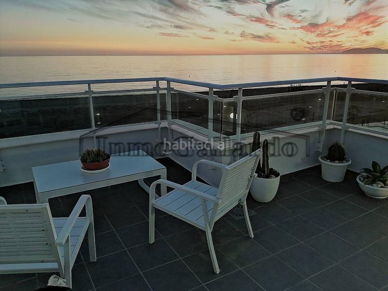 Foto 5b01f76c-7167-45cd-aa51-2bd75137b28f. Ático atico en venta costa en Laguna Beach Torrox