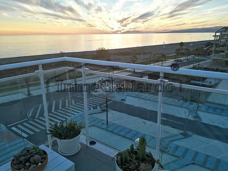 Foto a3d93d33-997e-44f0-ba2c-9b23e7e27ae0. Ático atico en venta costa en Laguna Beach Torrox