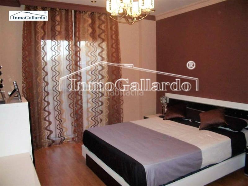 Foto 255b55af-f254-4b59-b8c3-ed0467cc3df6. Chalet avec chauffage parking dans Diseminados Rincón de la Victoria