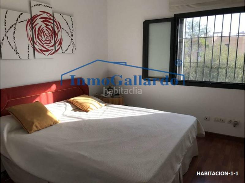 Foto 3e3d1502-cceb-4aa1-9b6c-f7114c9bcf6a. Casa adossada amb calefacció aparcament a Lo Cea Rincón de la Victoria