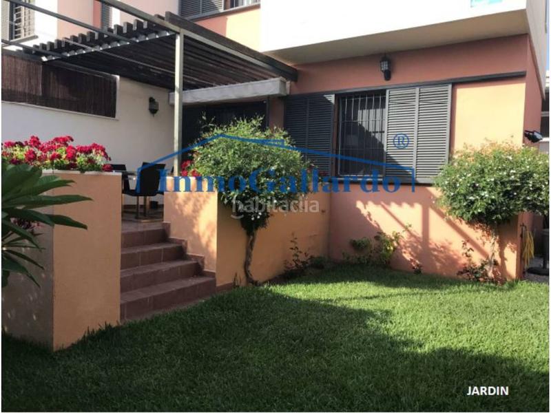 Foto d7f188cd-1b44-4f18-8b1f-836463dd0d84. Casa adossada amb calefacció aparcament a Lo Cea Rincón de la Victoria