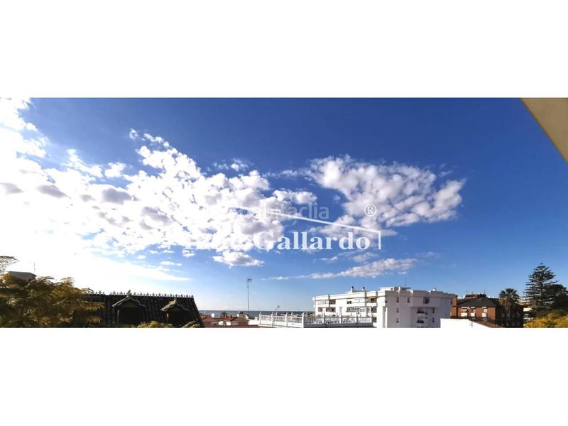 Foto 55dc6d6c-2f7c-4584-a382-df3fac3256d7. Ático atico en venta en pedregalejo en Pedregalejo - Morlaco Málaga